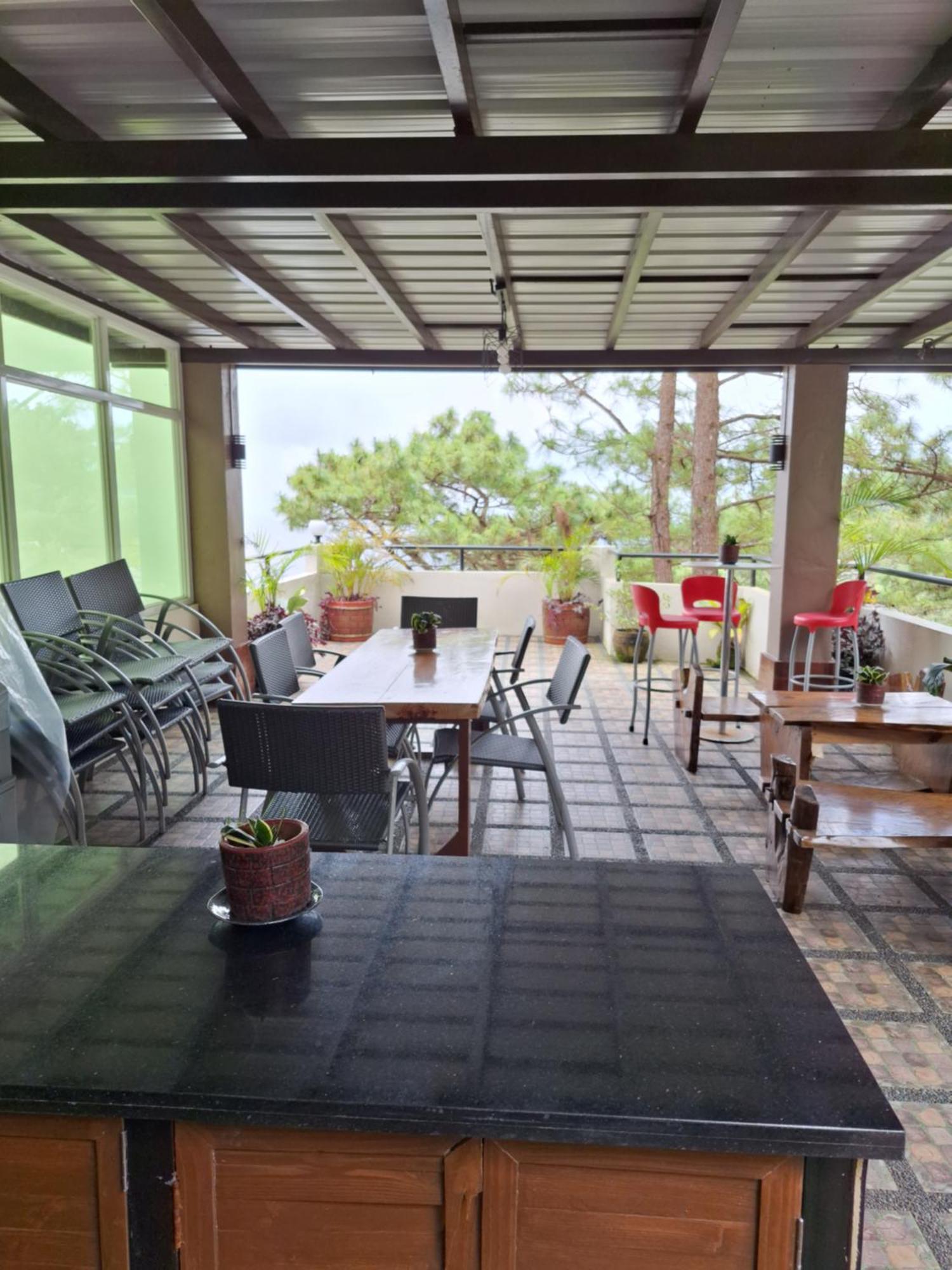 Appartamento Haven Haus With Mountain View Baguio City Esterno foto